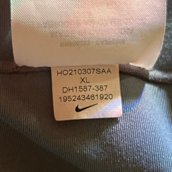 Nike Dri-Fit Yoga Leggings Green High Waisted Stretch Pull-On Activewear Sz XL - Picture 8 of 9